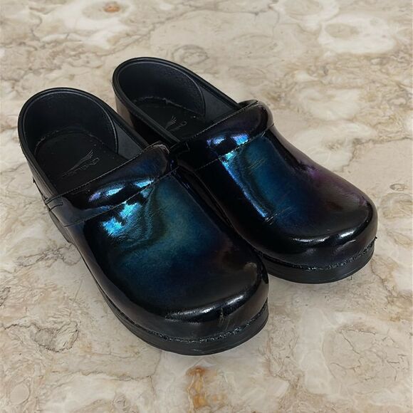 Dansko Limited Edition Purple Iridescent Leather Clogs - Picture 4 of 14